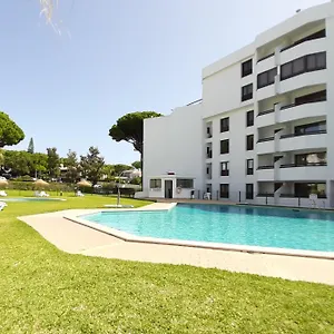 https://tenis-golfmar-apartment-with-pool-view-409a.hotelaalgarve.com